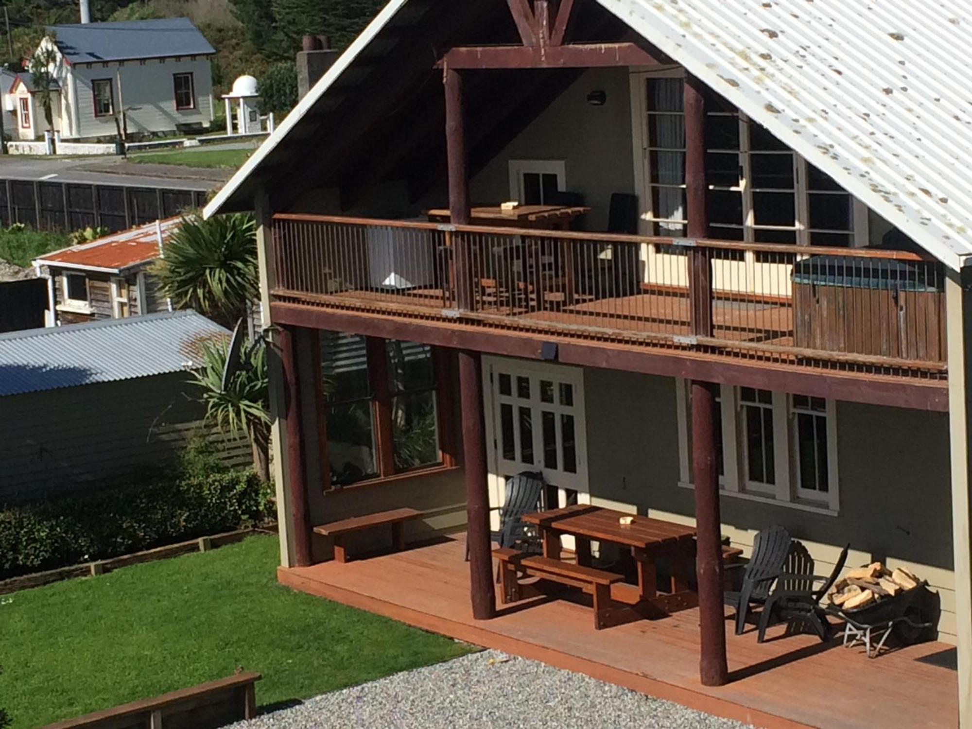 The Ghost Lodge Granity Exterior photo