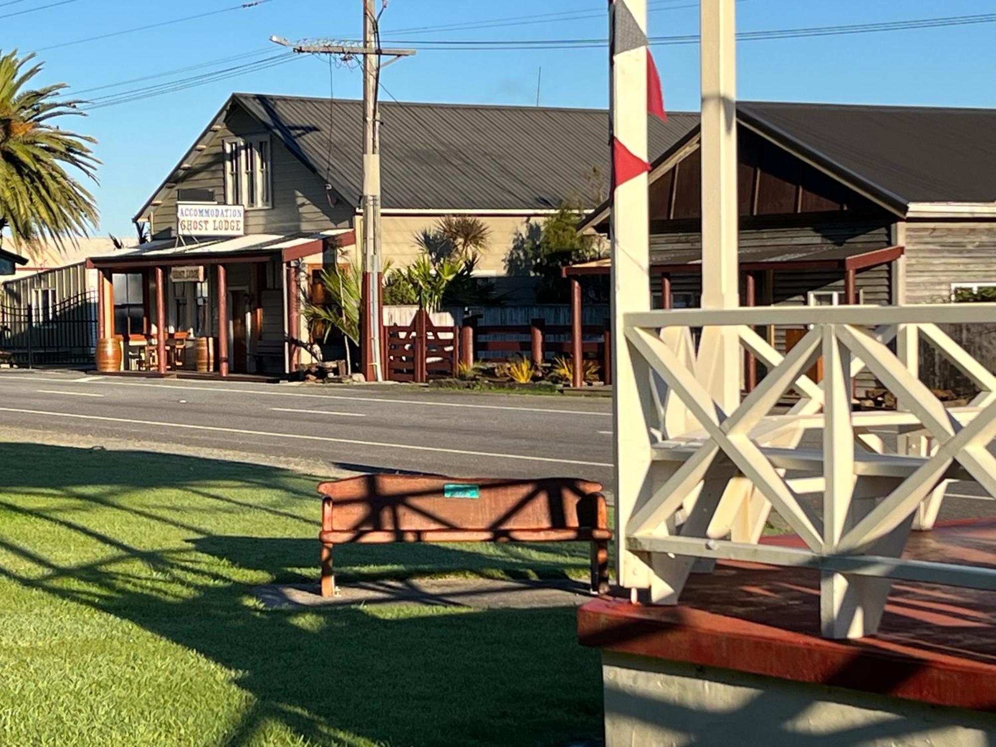 The Ghost Lodge Granity Exterior photo